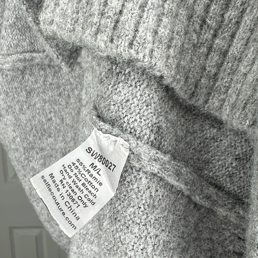 Selfie Coulture Open Front Gray Sweater with Faux Pearl Accents 45% Cotton EUC
